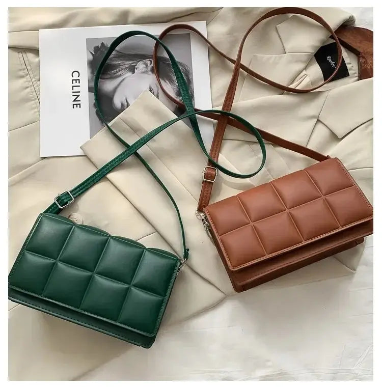 Bolsa feminina pequena elegante transversal