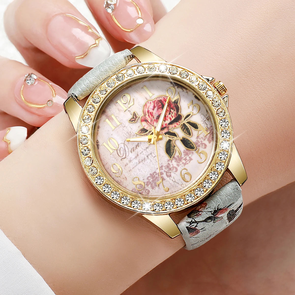 Relógio de pulso feminino vintage modelo flores e strass, casual, pulseira de couro, quartzo, relógio de pulso feminino.