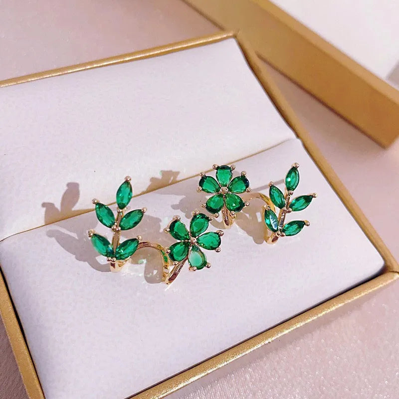 Brincos de flores verdes para moda feminina com folhas de zircônia de luxo.