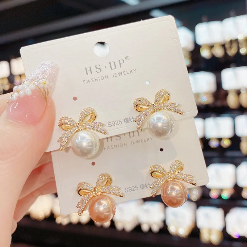 Brincos de pérolas brilhantes com strass, joias leves e luxuosas da moda, presentes para mulheres, casamento e aniversário