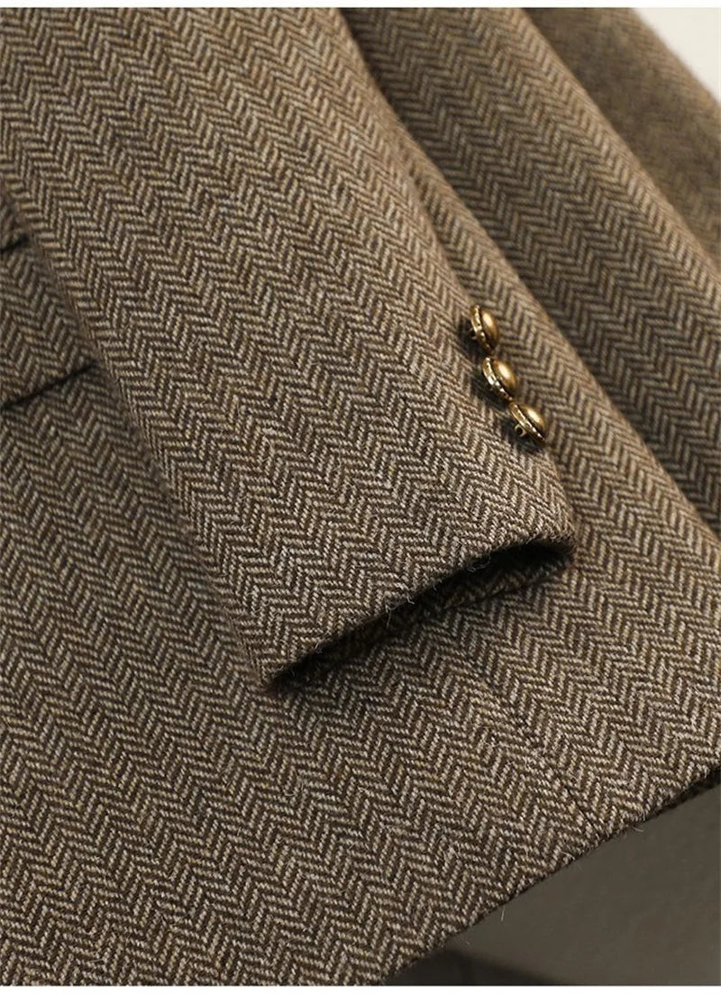 Blazer feminino de alta qualidade  com design moderno e elegante para mulheres que gostam de se vestir bem!