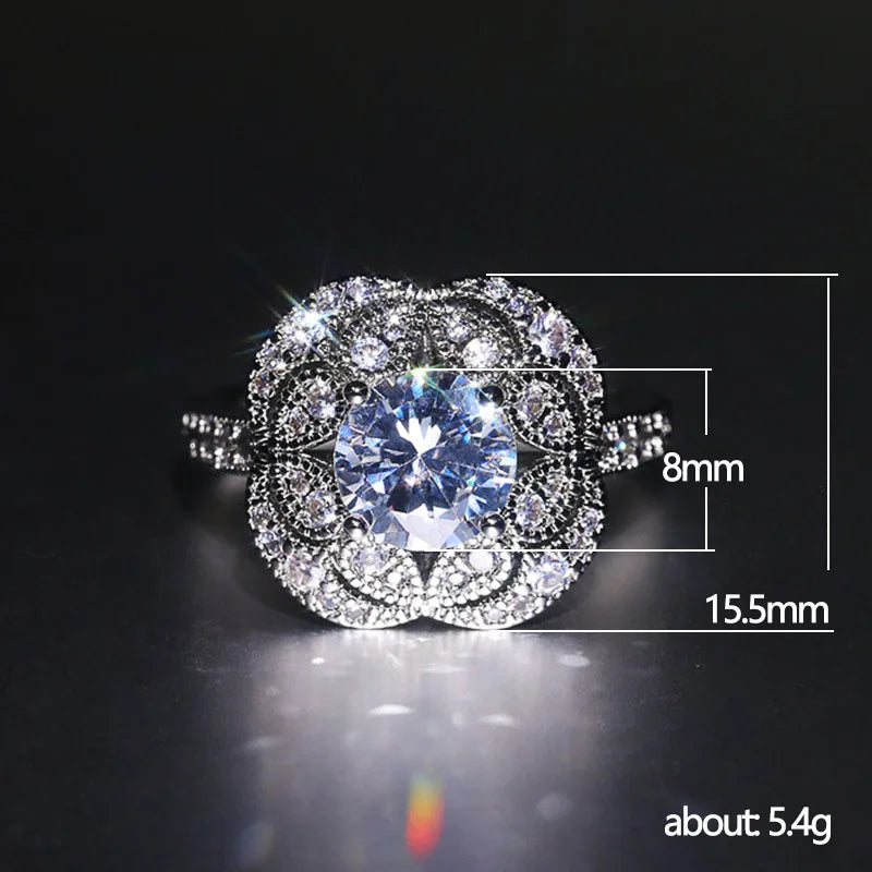 Anel de luxo, esterlina redondo, topázio branco, zircônia cúbica, diamante.
