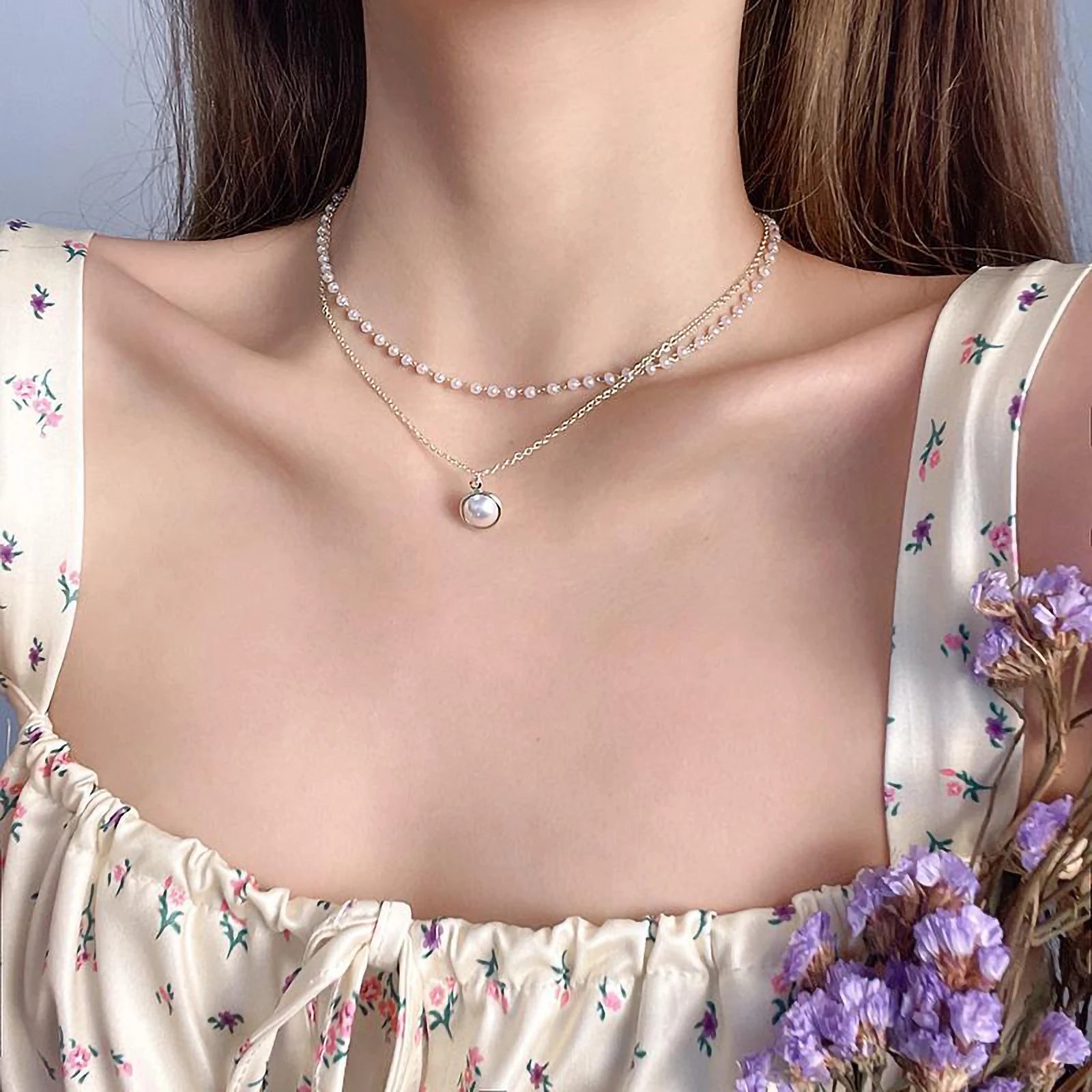 conjunto de colar feminino de ouro 18k banhado a aço titânio multicamadas de pérolas brancas pura elegância.