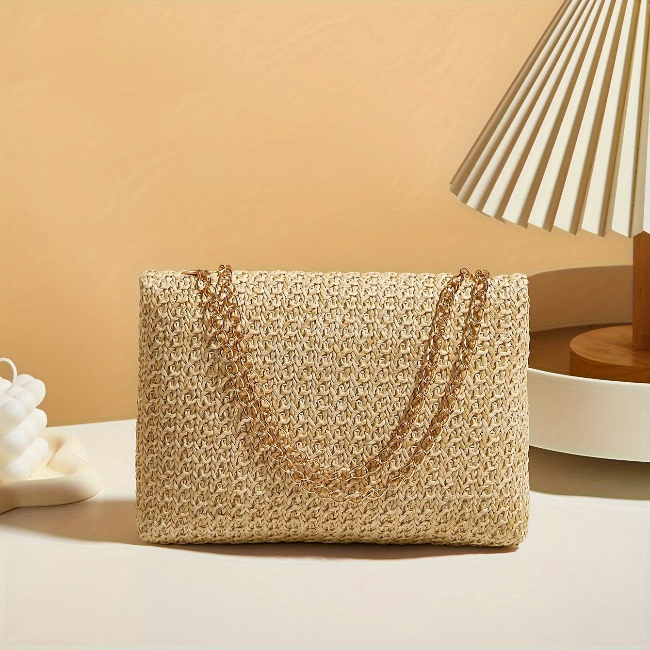 Bolsa de ombro feminina feita à mão em palha trançada, bolsa transversal de cor sólida da moda com fecho de trava