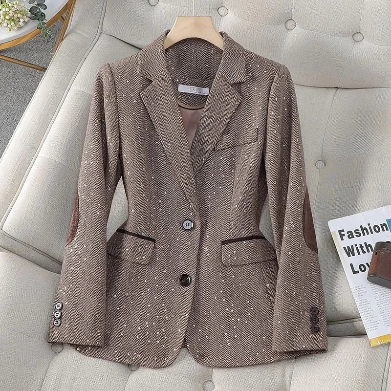 Blazer feminino com design elegante,  executivo primavera/outono  confortável.
